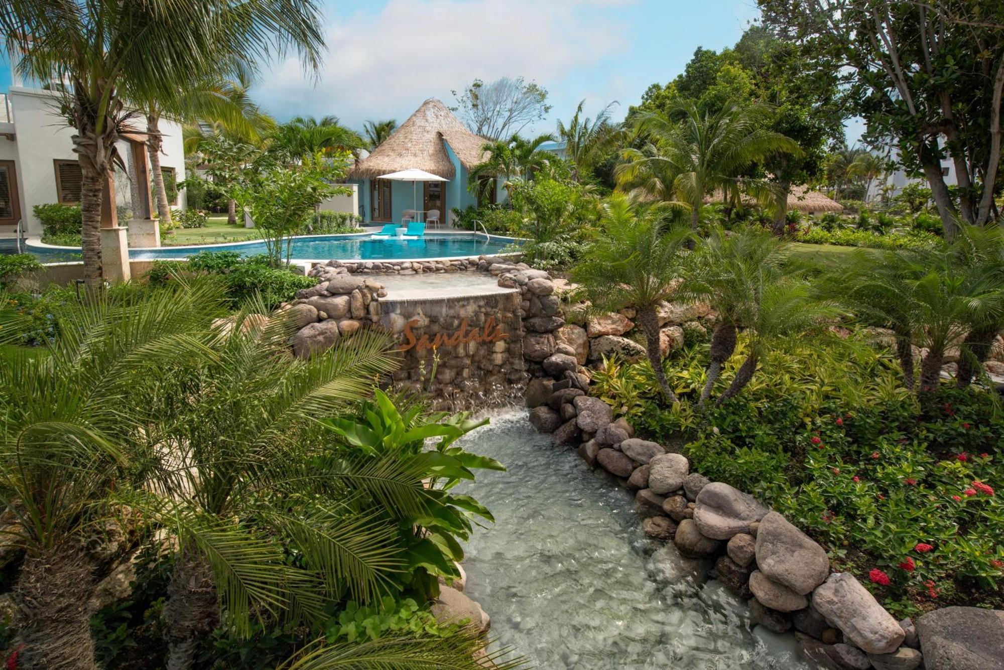 אוצ'ו ריוס Sandals Dunns River All Inclusive Couples Only מראה חיצוני תמונה